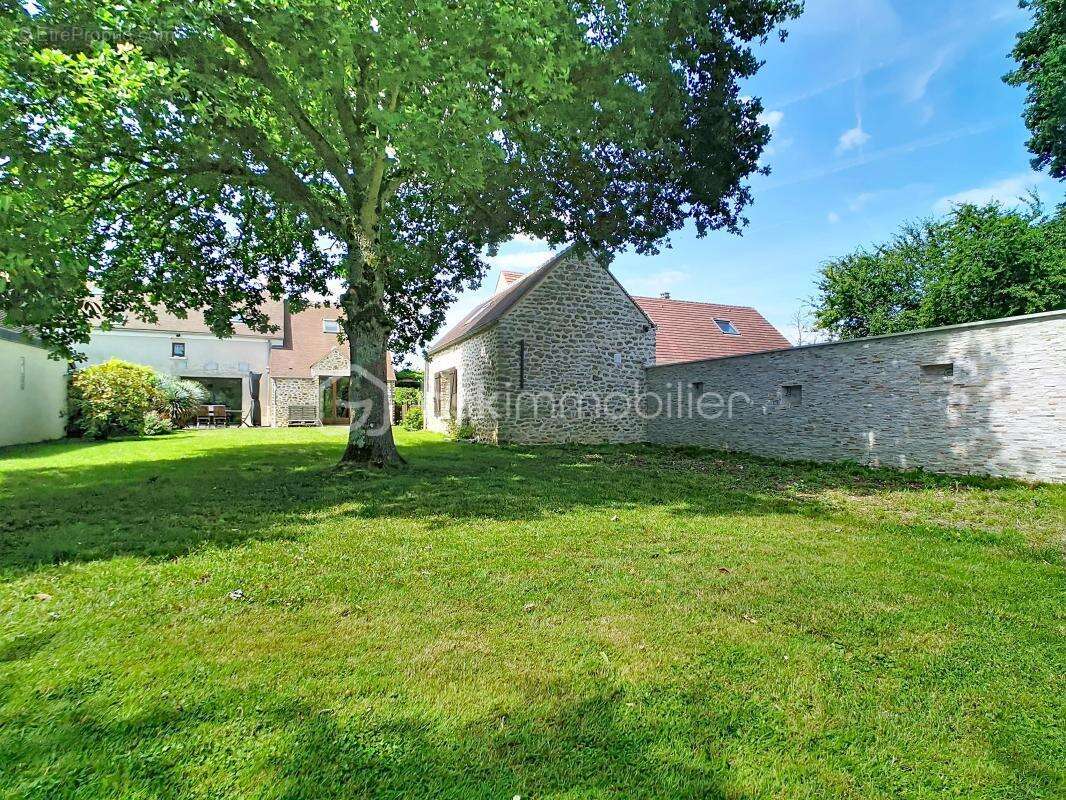*** Maison de caractère + Appartement 2 pièces indépendant : charme de l'ancien rénové *** - photo 29