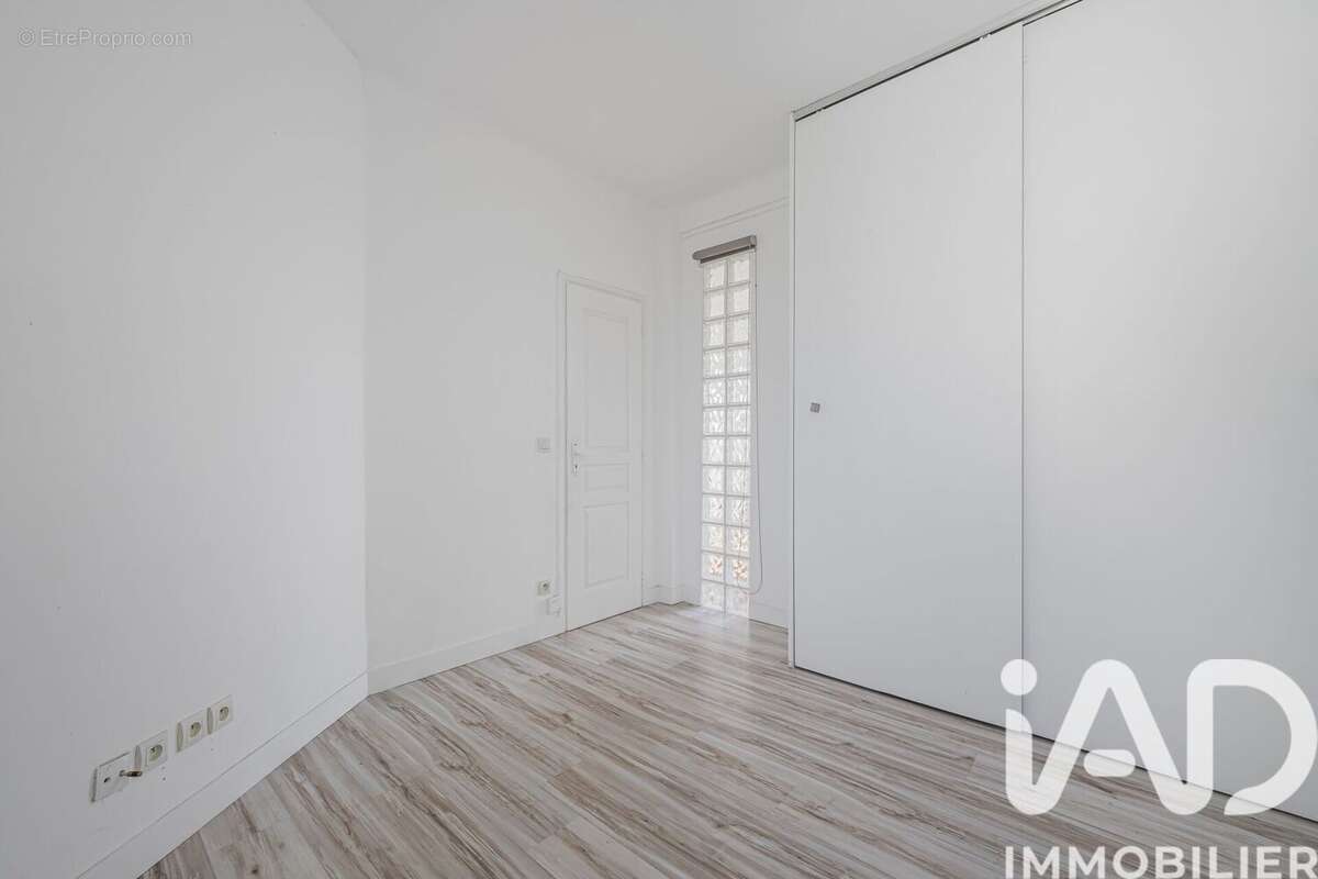 Photo 7 - Appartement à LE PECQ