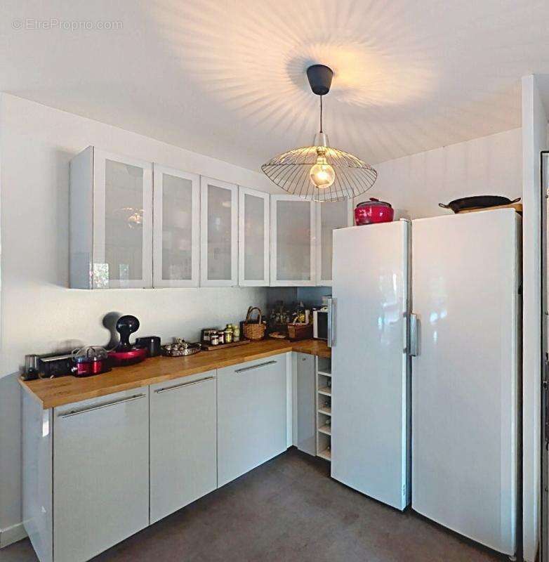 Maison 171 m² à Villecroze  - photo 9