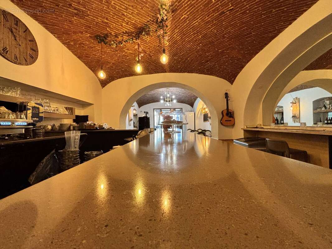 Commerce à SAN-MARTINO-DI-LOTA