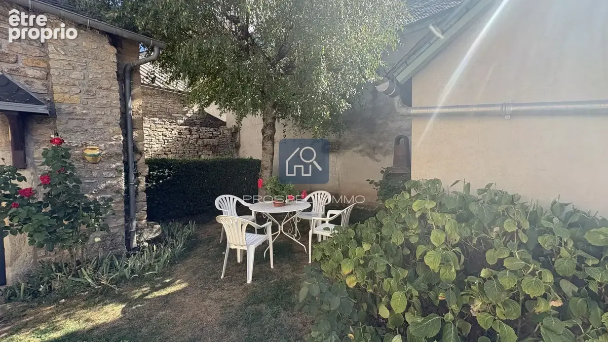 Ensemble immobilier - photo 8