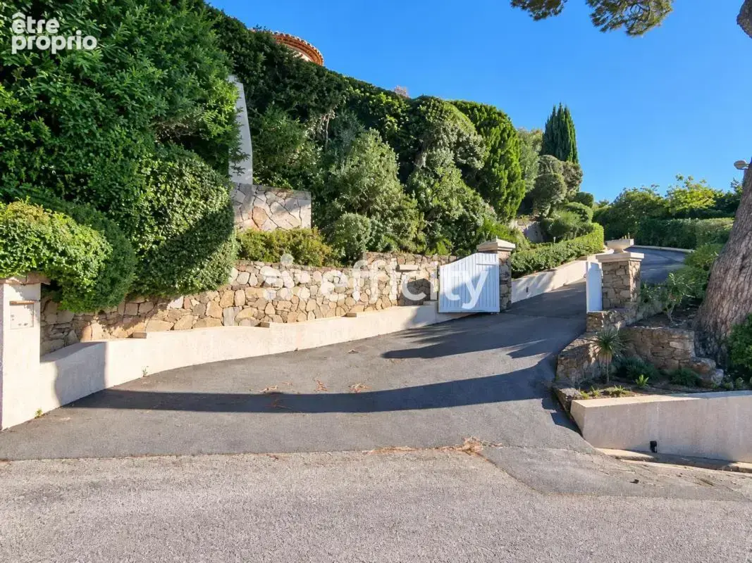 Maison 6 pièces 234 m² à vendre à Sainte-Maxime (83120) - photo 8