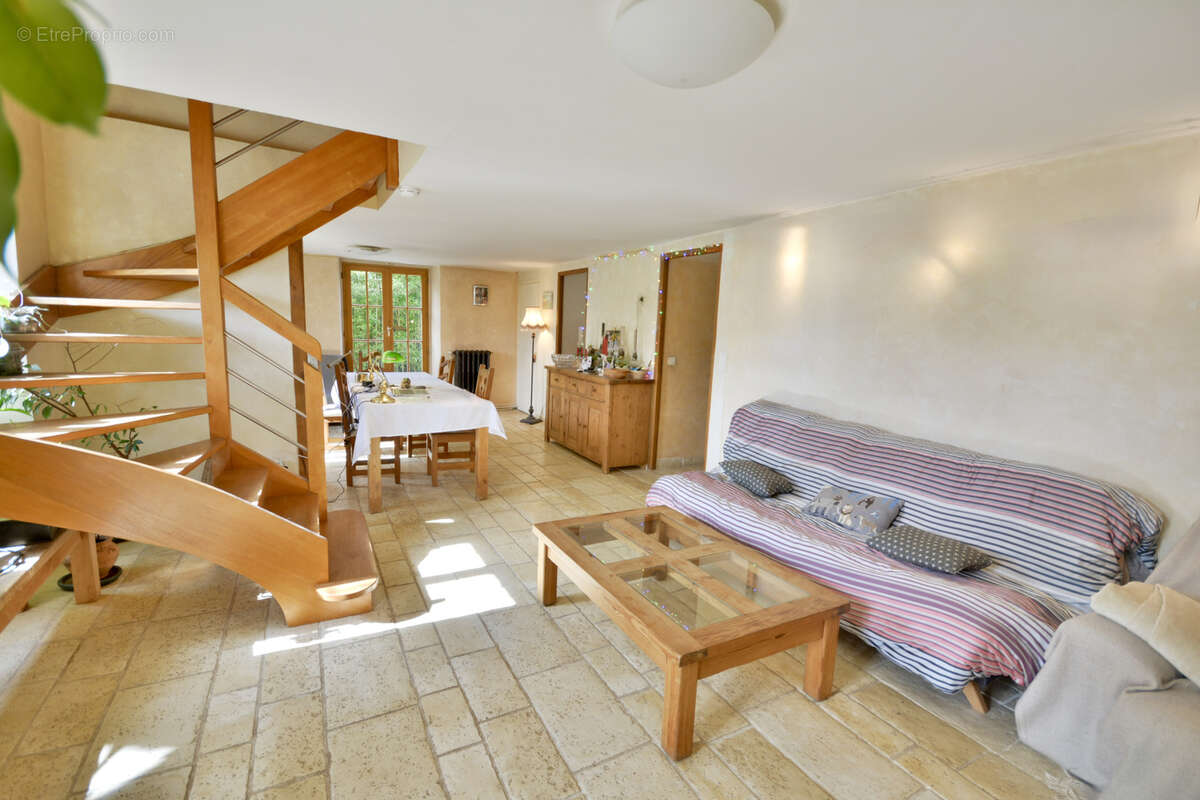 Maison à SAINT-JORIOZ