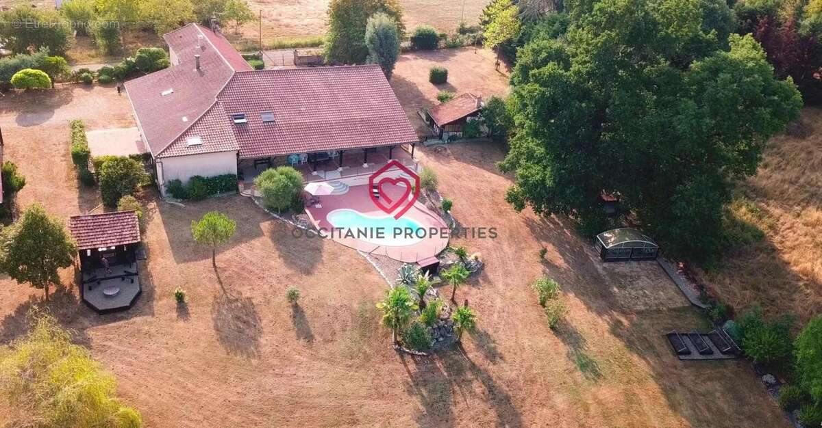 Magnifique ferme avec piscine, dépendances, lac et 6,2 hectares de terrain proche Miélan Gers - photo 41