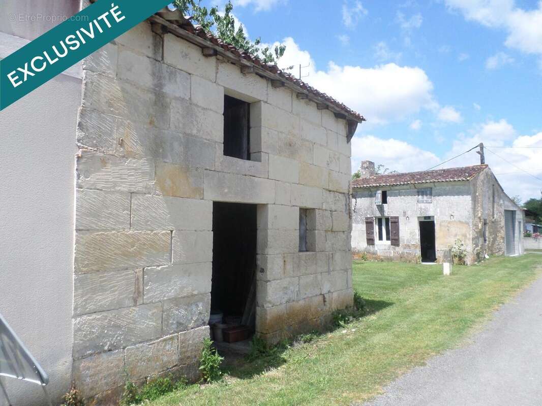 Photo 2 - Maison à SAINT-GEORGES-DES-COTEAUX