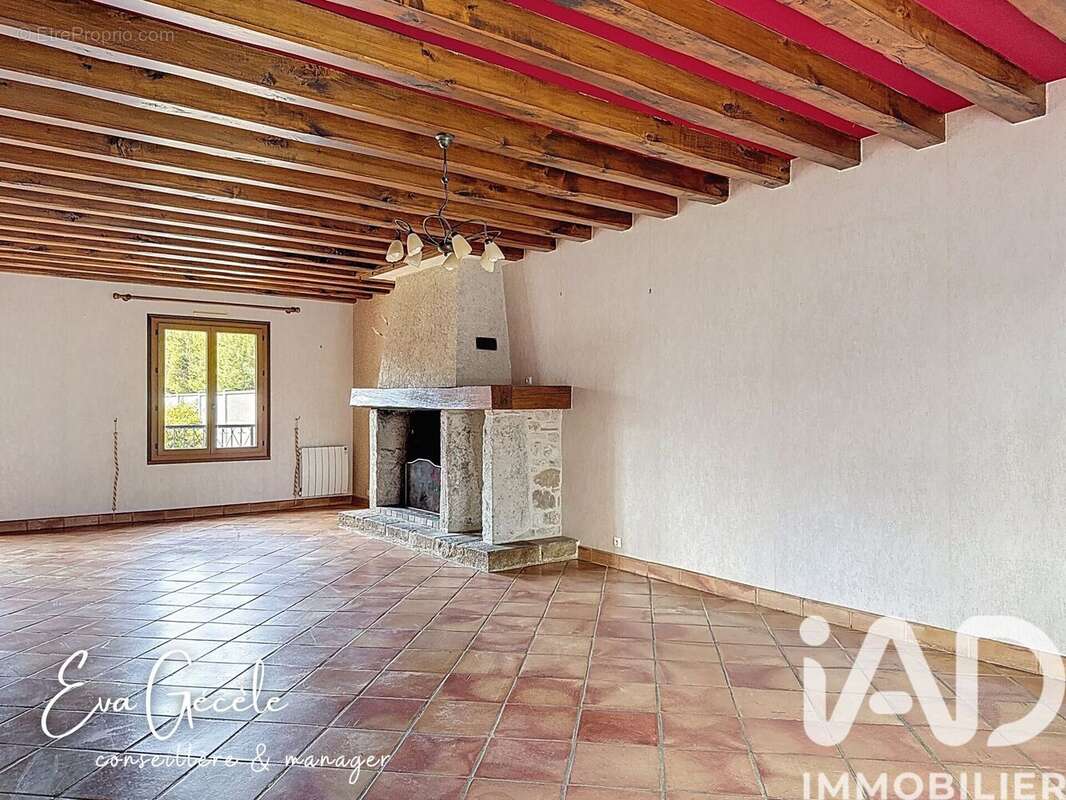 Photo 4 - Maison à EPONE