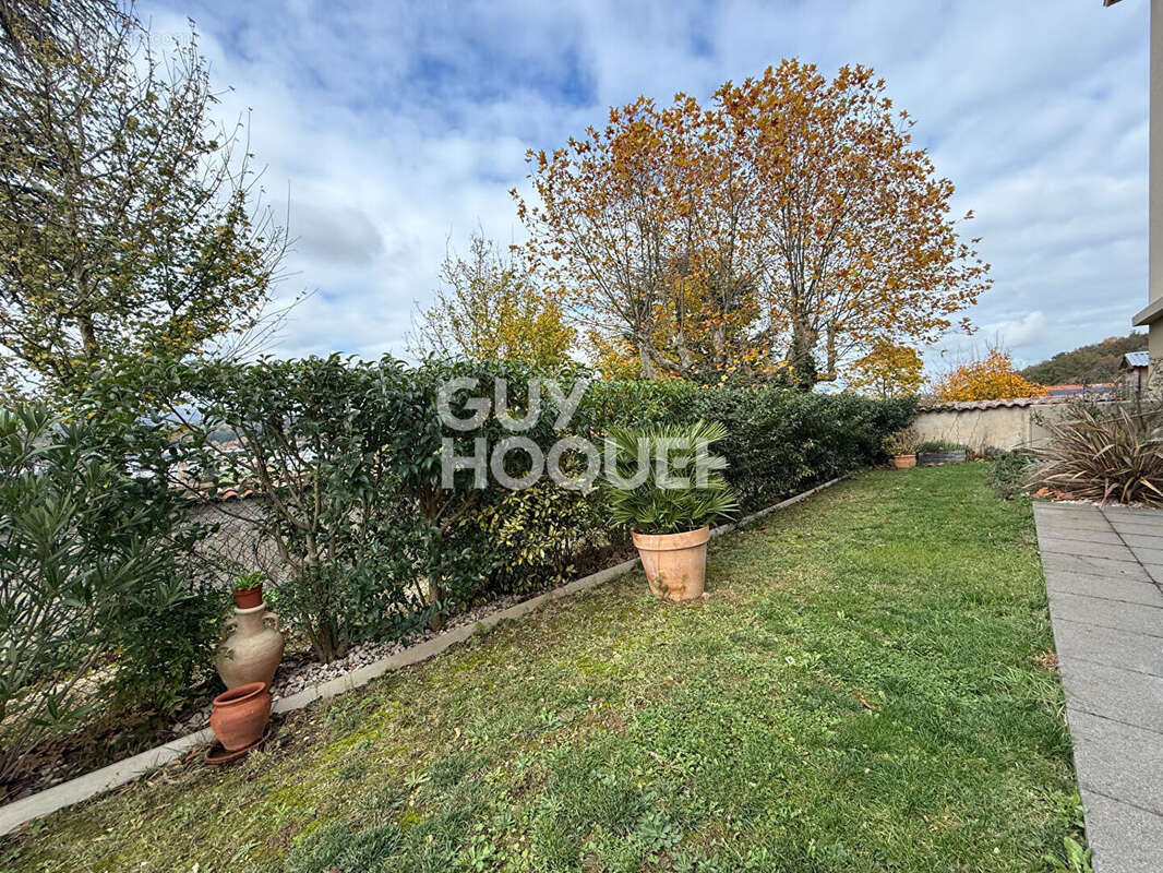 Appartement à VOURLES