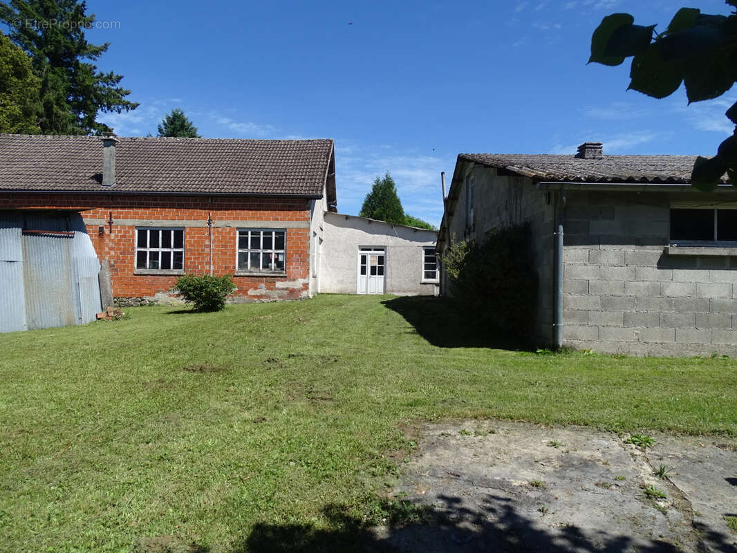 Maison à LA PORCHERIE