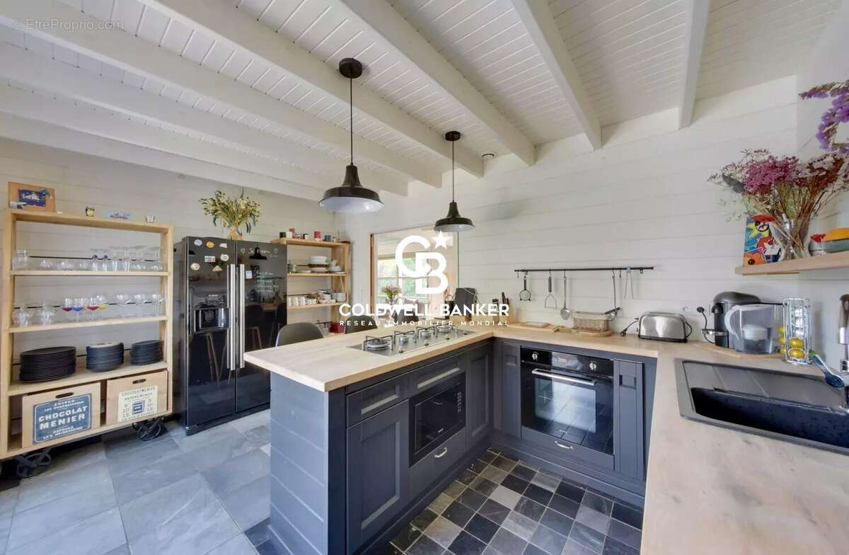 Maison à VILLENEUVE-DE-LA-RAHO