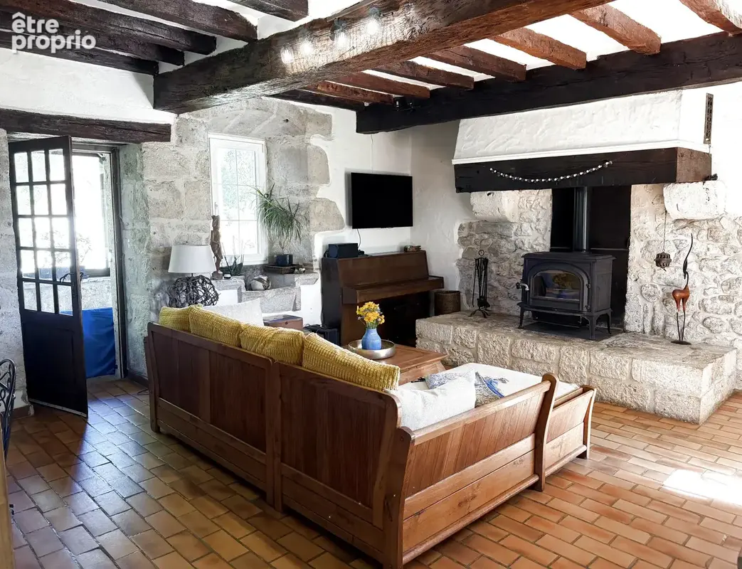 Charmante propriété avec Gîte indépendant, piscine et pigeonnier sur près de 4000m2 - photo 9