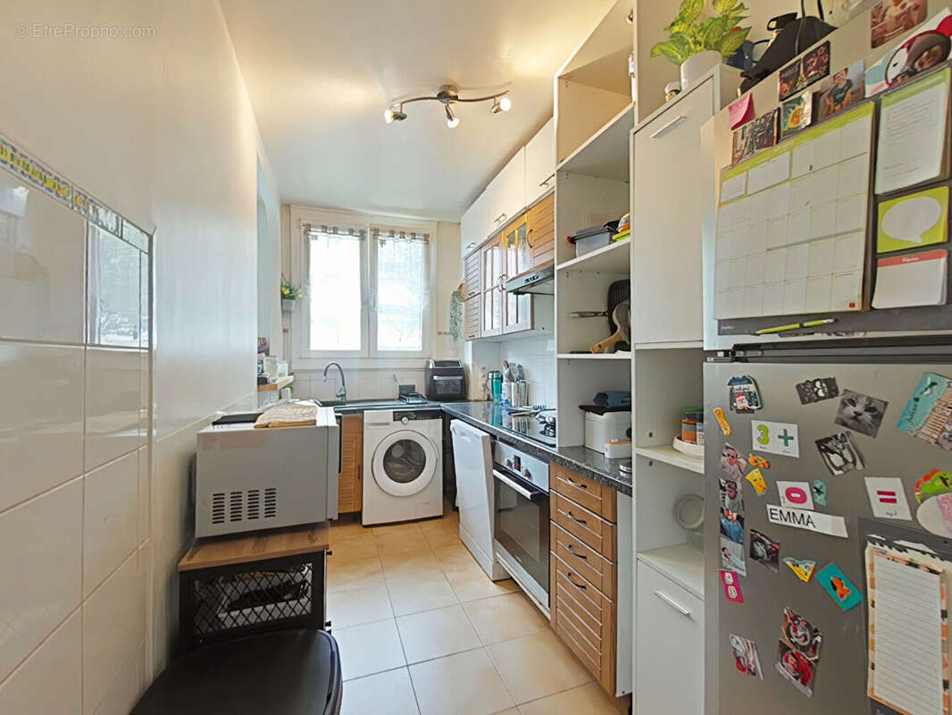 Appartement à FONTENAY-LE-FLEURY
