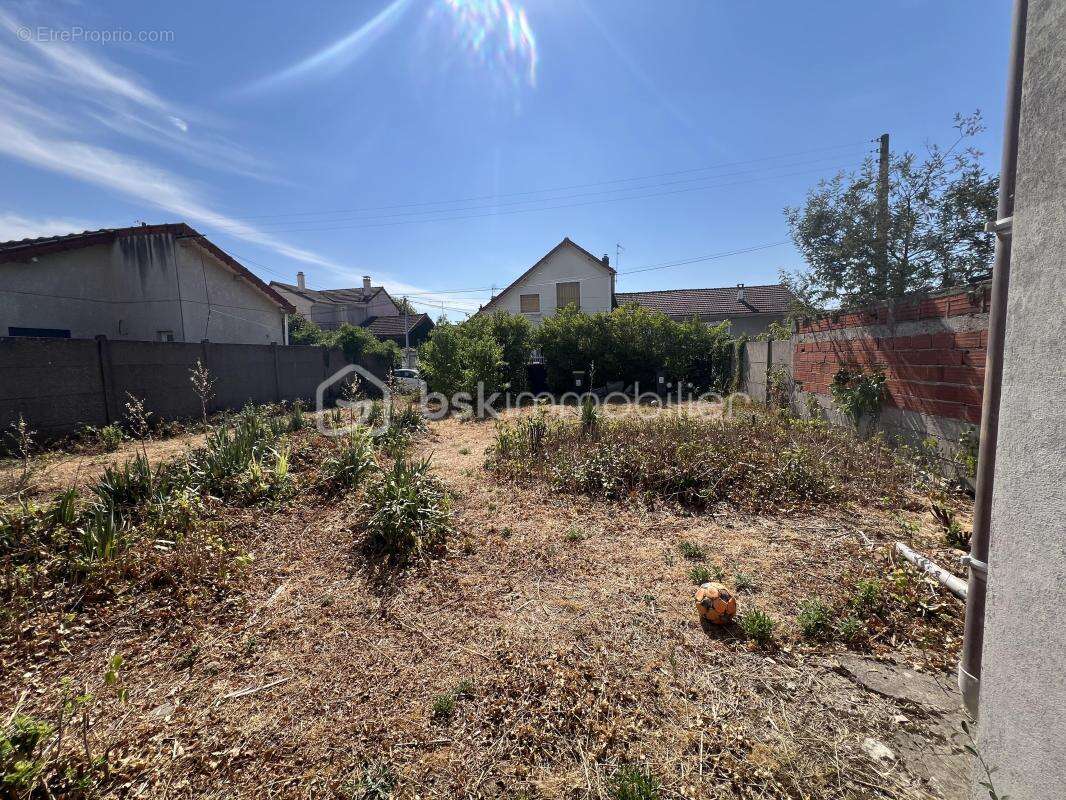 Terrain de 256 m² - photo 2