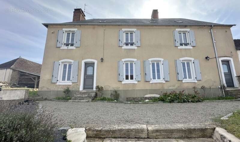 Maison à SCEAUX-SUR-HUISNE