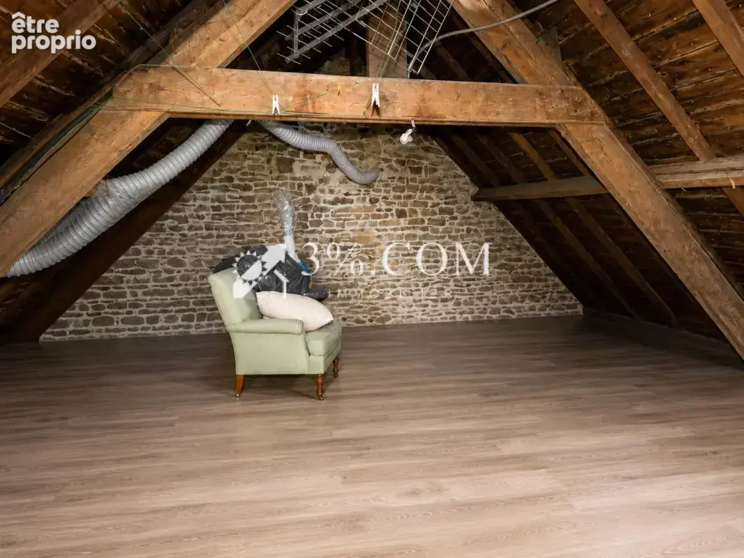 Belz centre local commercial avec logement - photo 12
