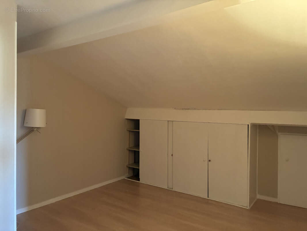 Maison à MOULIETS-ET-VILLEMARTIN