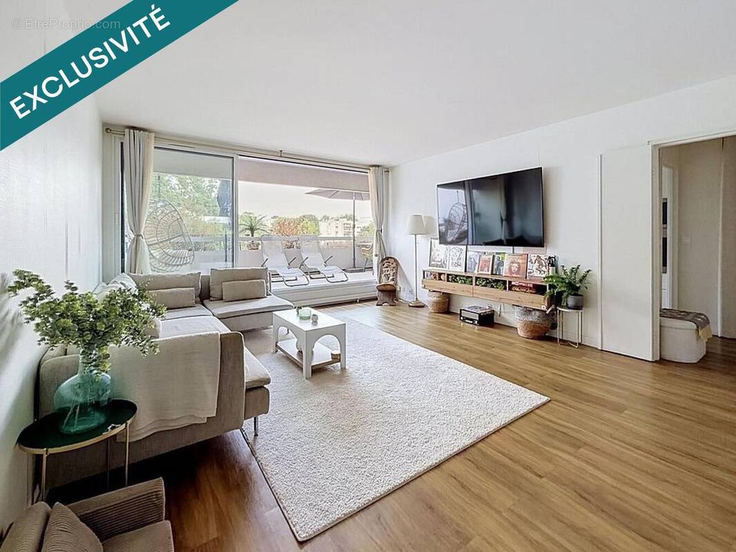 Photo 1 - Appartement à ELANCOURT