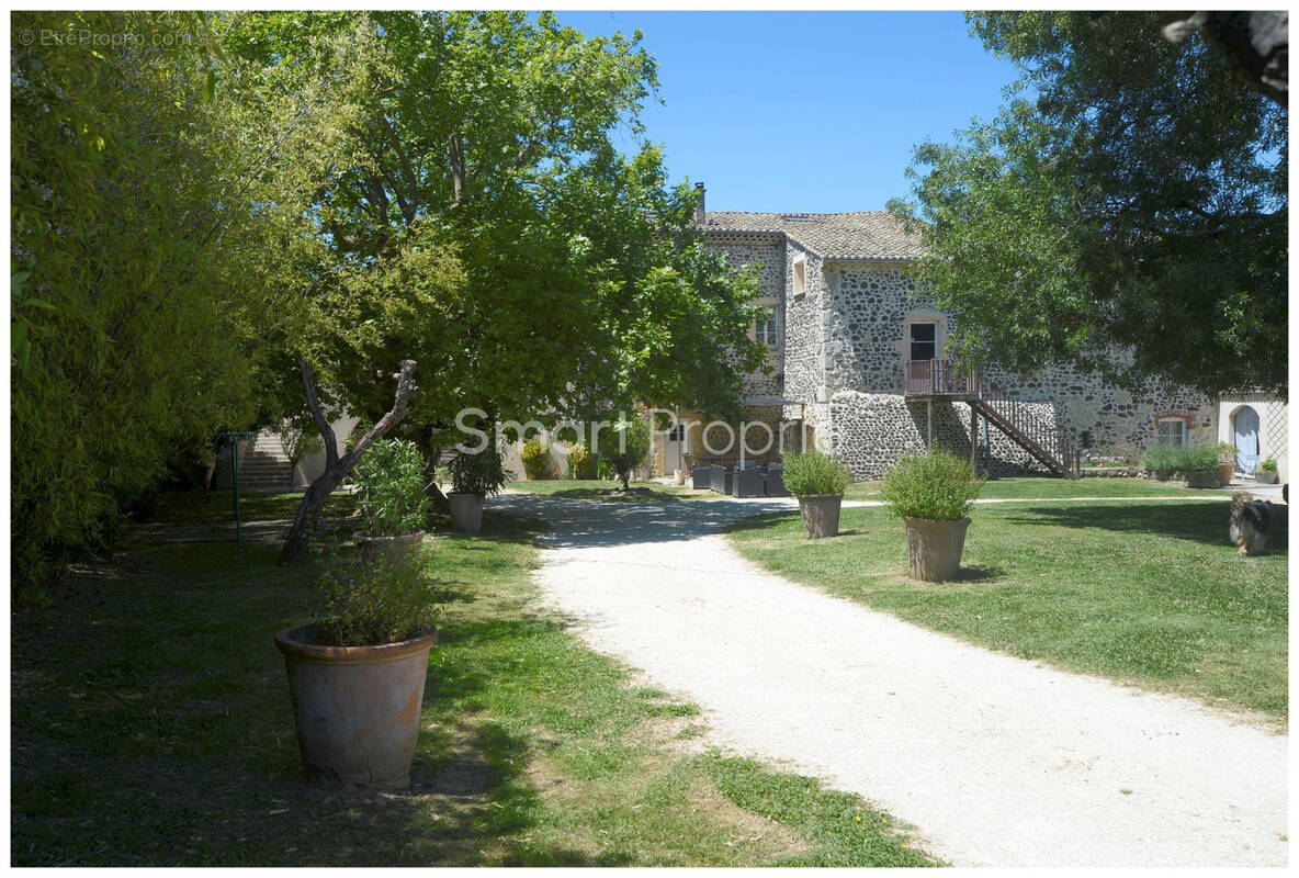 Maison à CHOMERAC