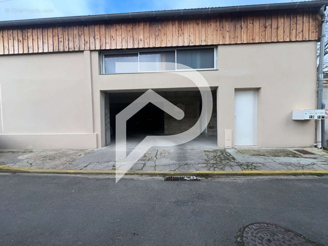 Parking à LIBOURNE