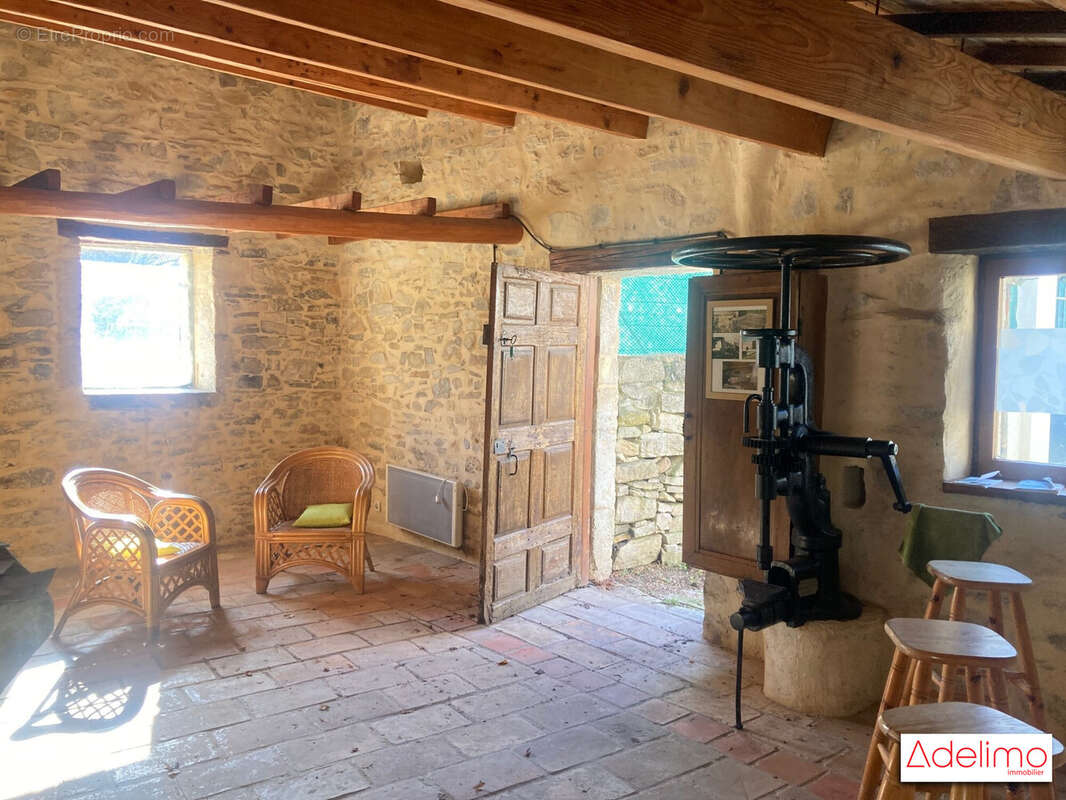 Maison à MARGUERITTES