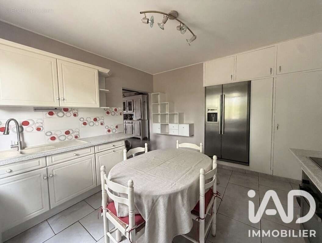 Maison 85 m² à Lamothe-Landerron  - photo 5