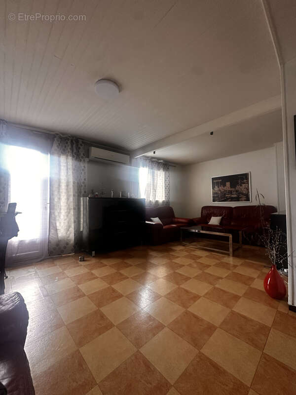 Appartement à MARSEILLE-10E