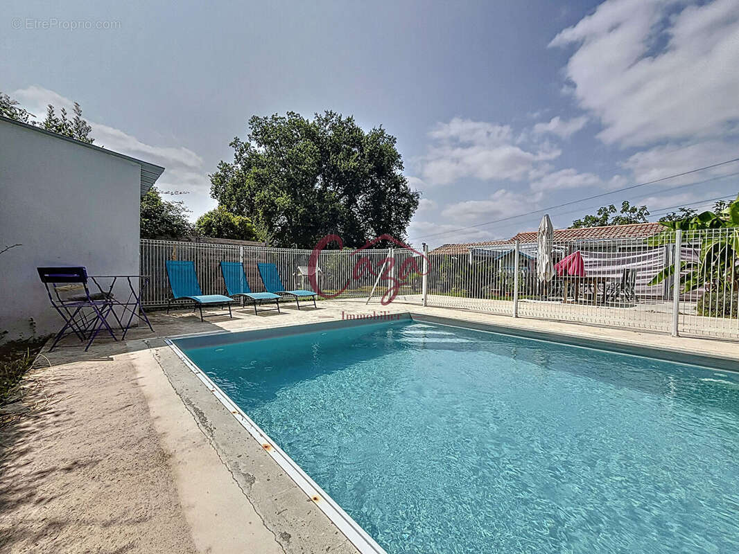 Maison à CAMBLANES-ET-MEYNAC