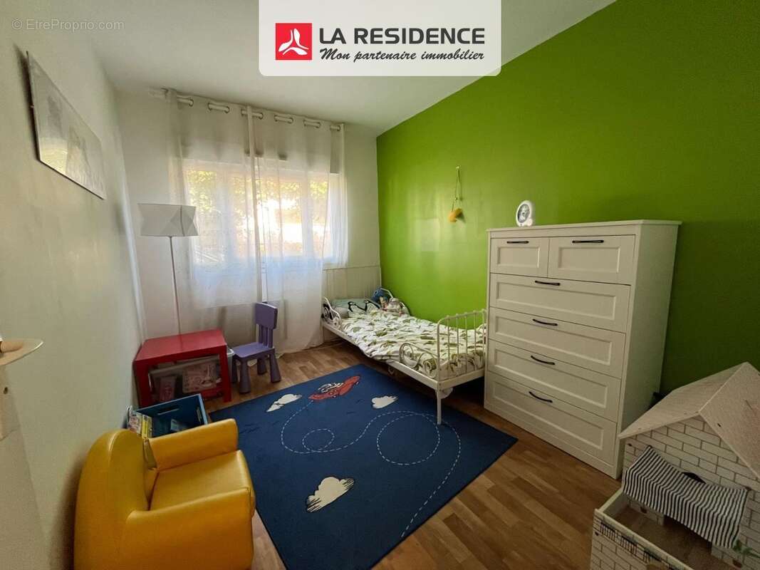 Appartement 80 m² à Guyancourt  - photo 9
