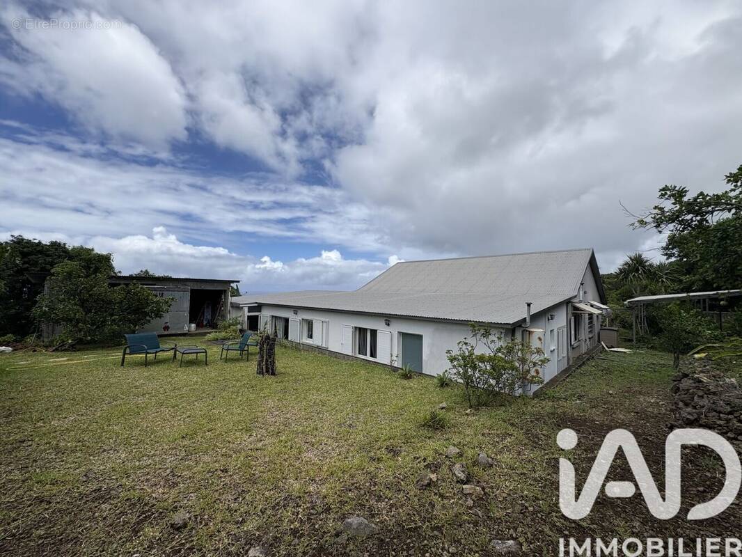 Photo 1 - Maison à SAINT-JOSEPH