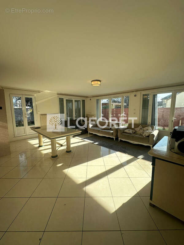 Maison à VILLIERS-LE-BEL