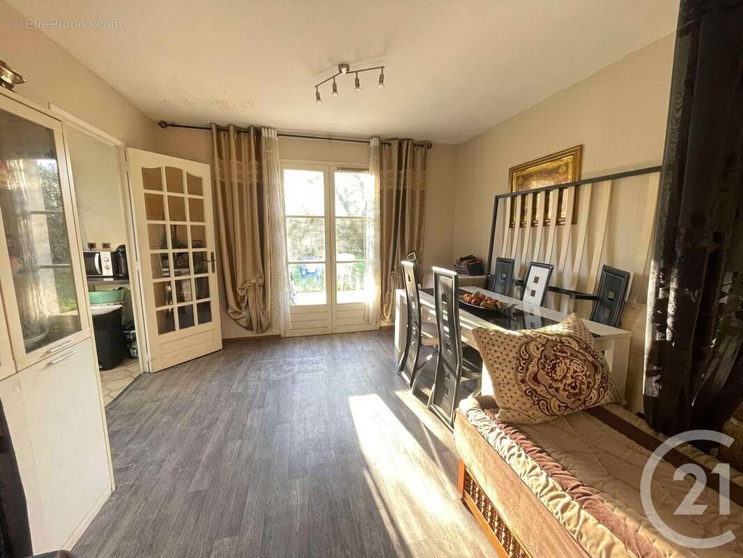 Maison à DAMMARTIN-EN-GOELE