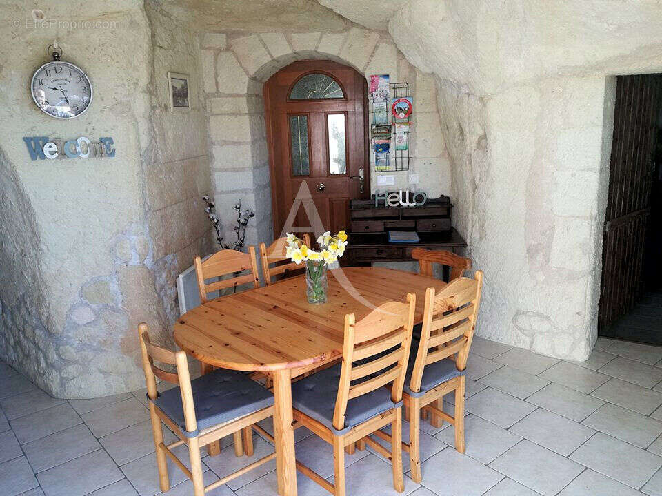 Maison à MONTRICHARD