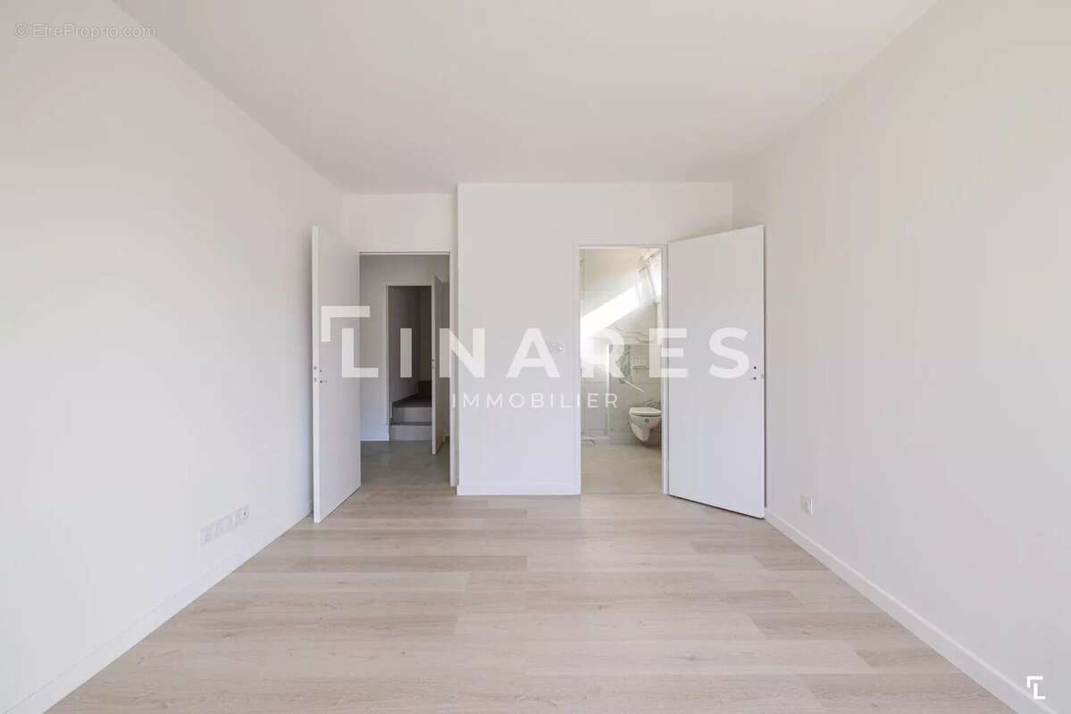 Appartement à MARSEILLE-11E
