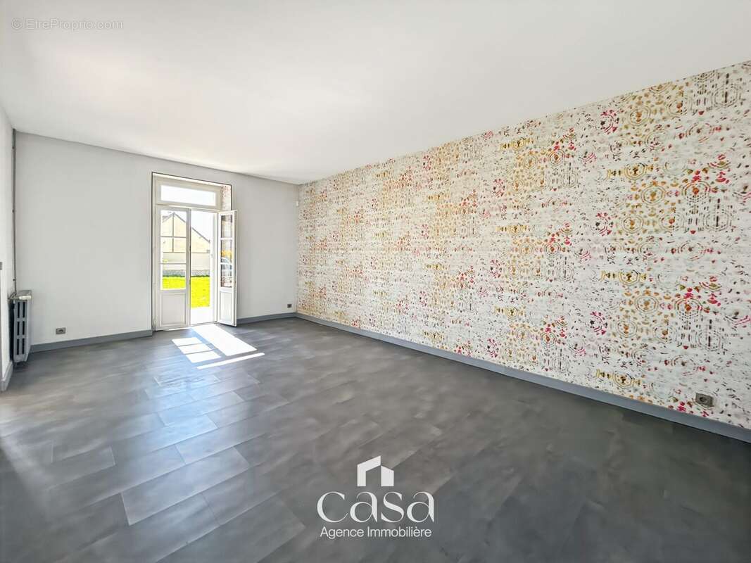 Maison à MOULINS-SUR-ORNE