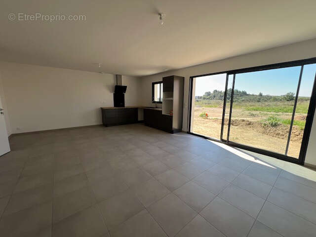 Maison à BIZE-MINERVOIS