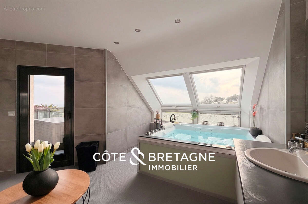 Maison à LARMOR-PLAGE