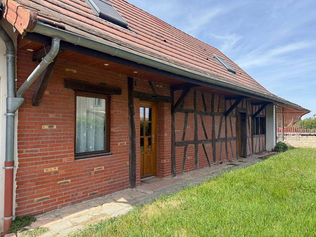 Maison à SAINT-MARCEL