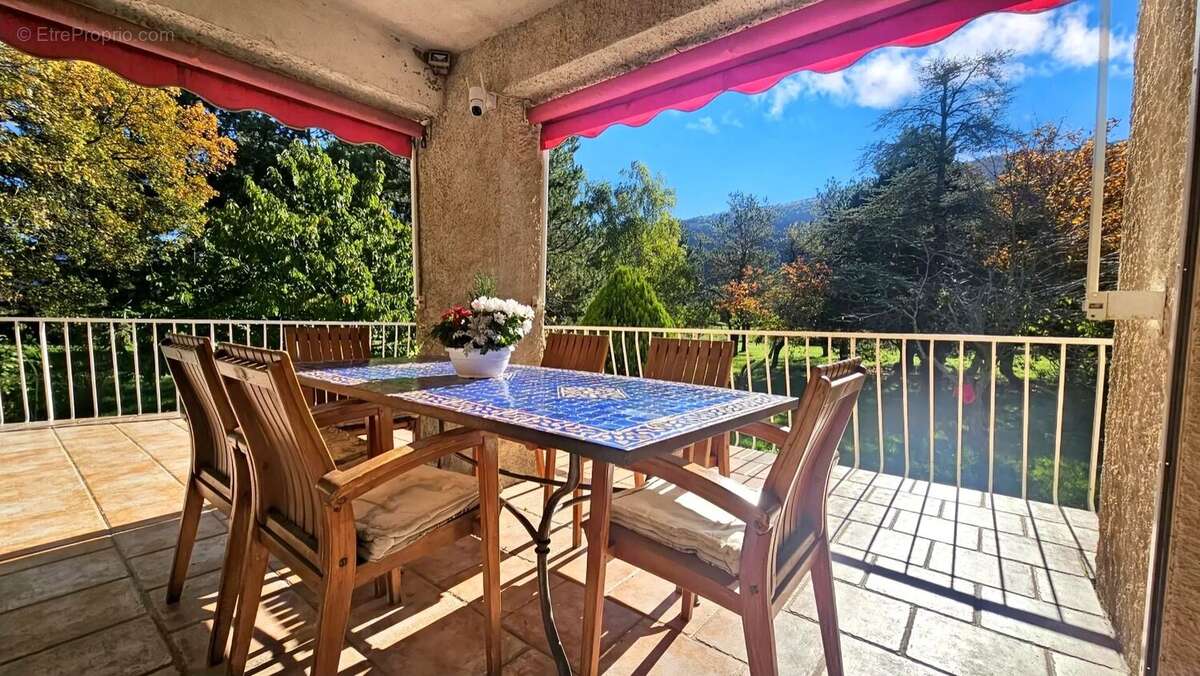 Maison à PLAN-D&#039;AUPS-SAINTE-BAUME