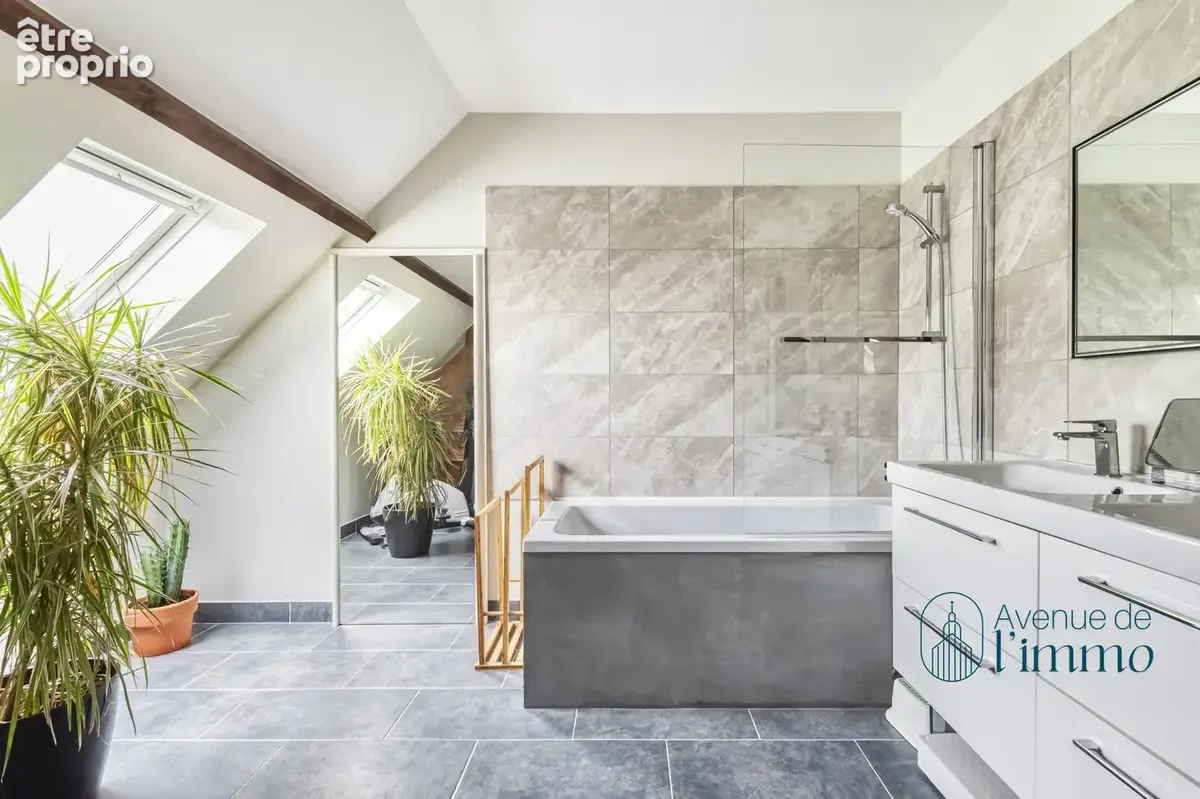 Maison 8 pièces 178 m² à vendre à Angers (49000) - photo 8