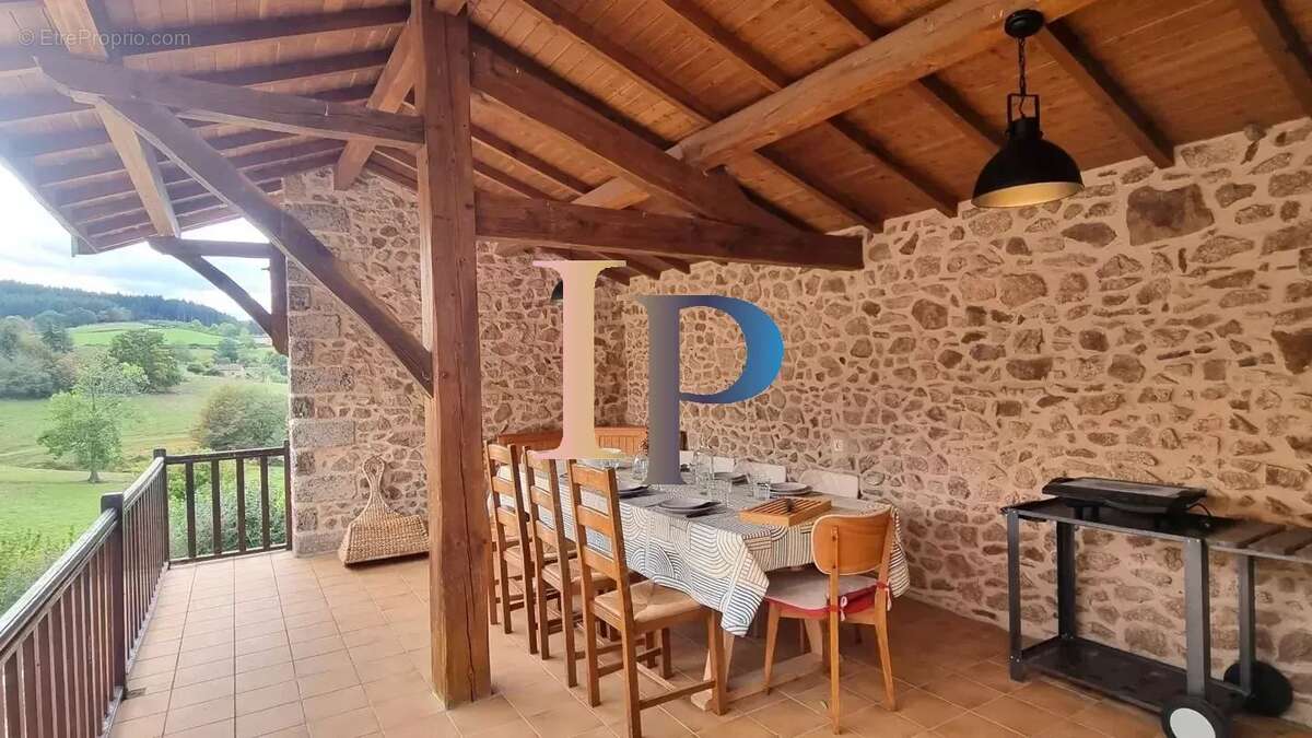 Maison à CHAUFFAILLES