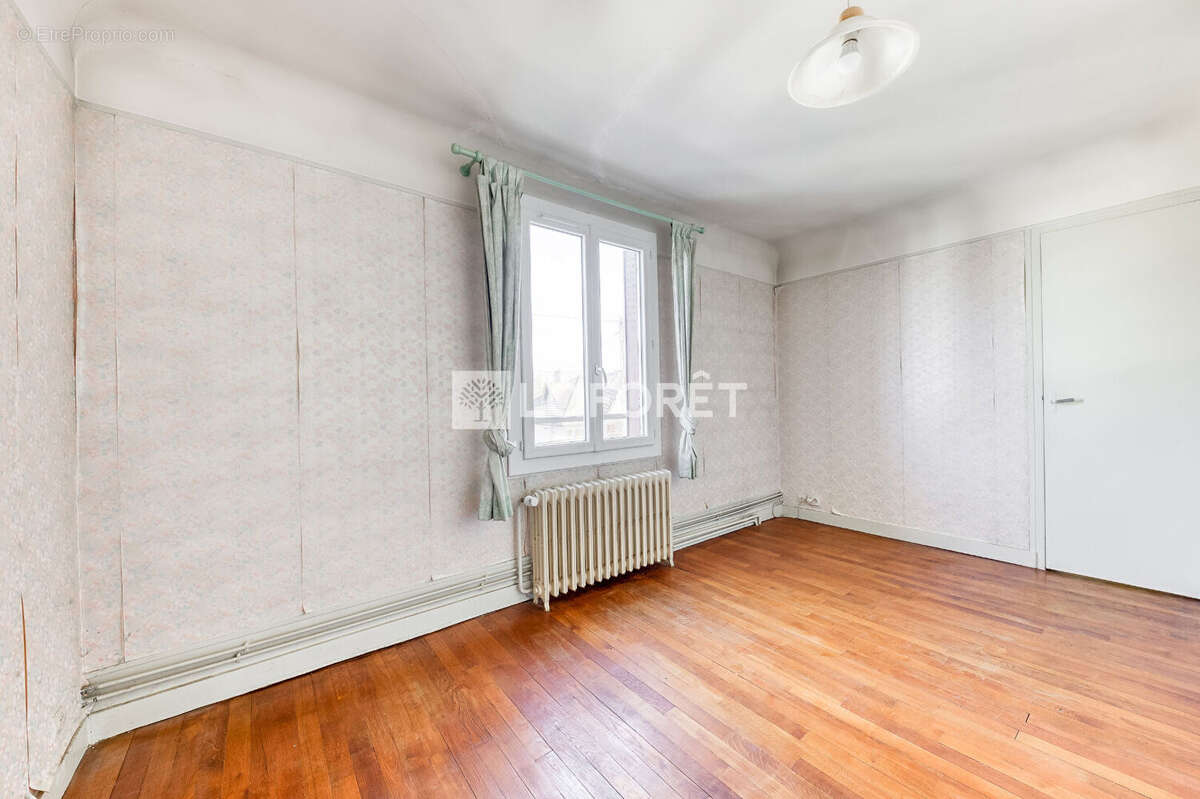 Maison à PONTAULT-COMBAULT