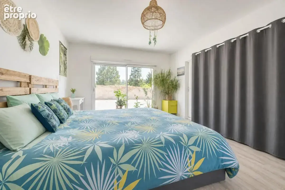 Maison de 6 pièces de 176 m² à Bussac-sur-Charente - photo 10