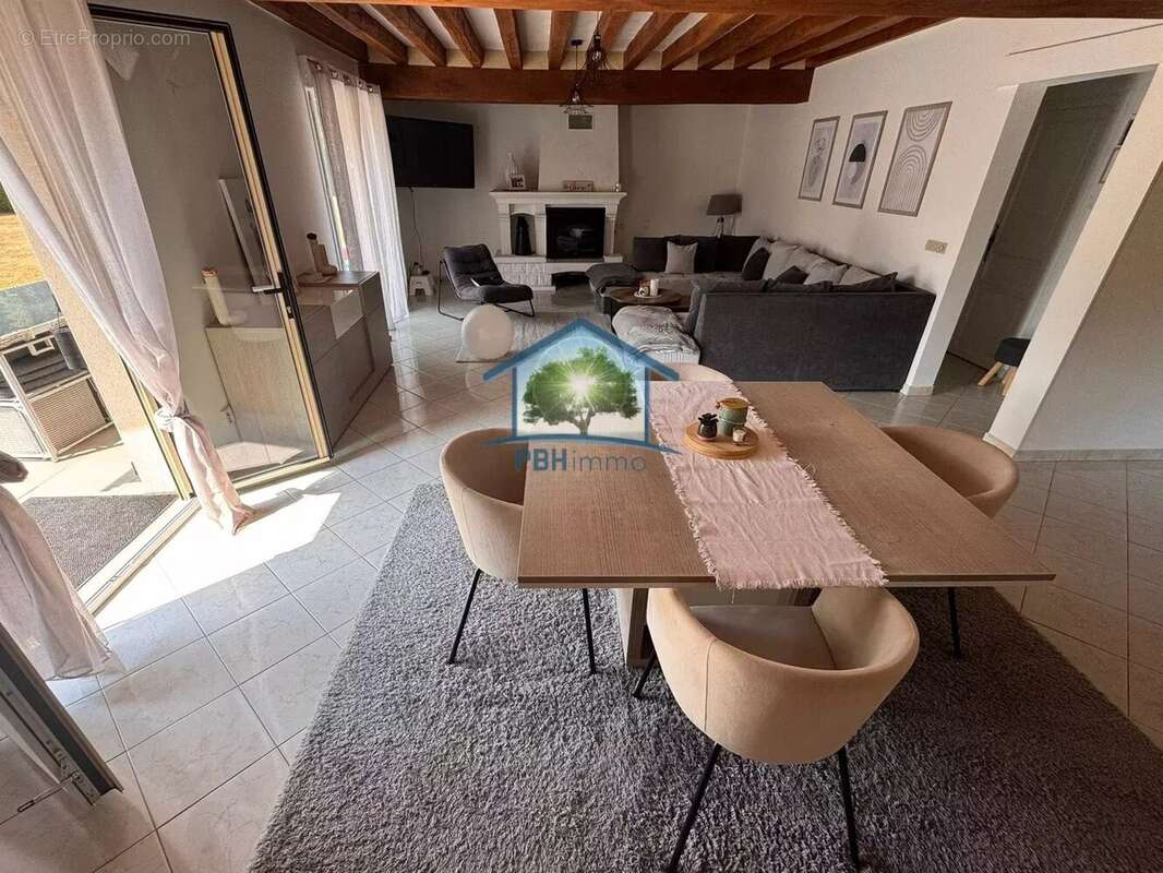 Maison à LA CHAPELLE-VIEL