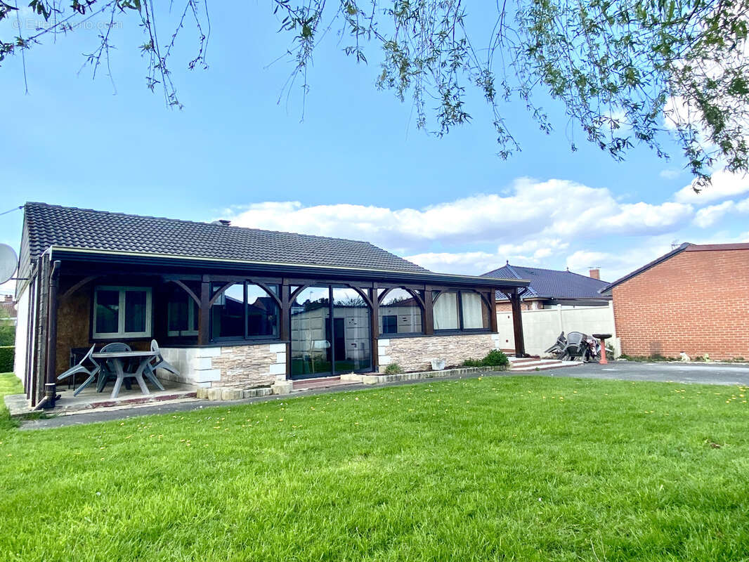 Maison à AULNOYE-AYMERIES