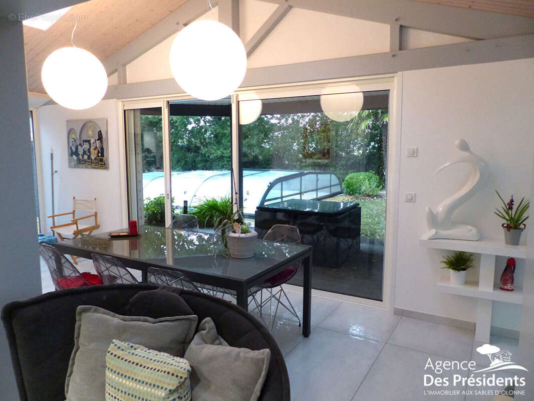 Maison à TALMONT-SAINT-HILAIRE