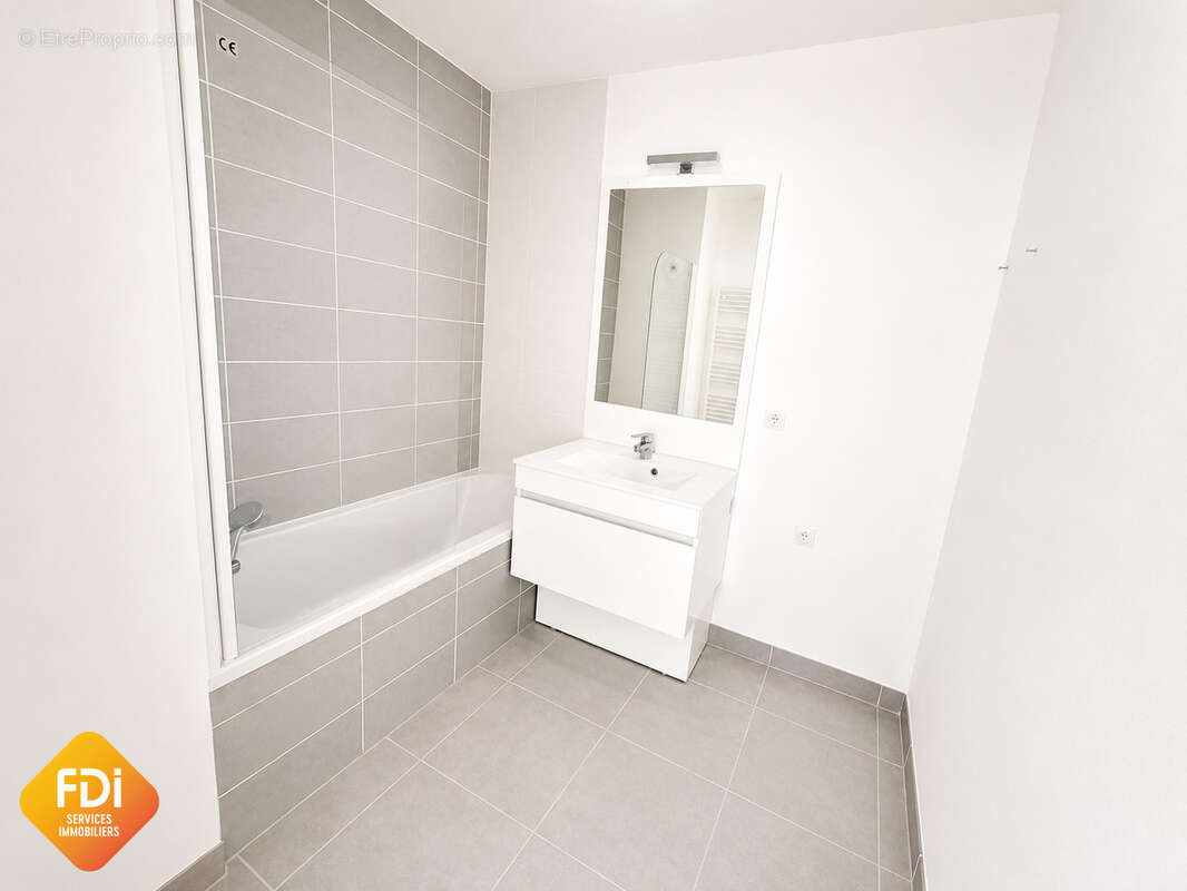 Castelnau-le-lez - f3 - 62m2 - photo 9