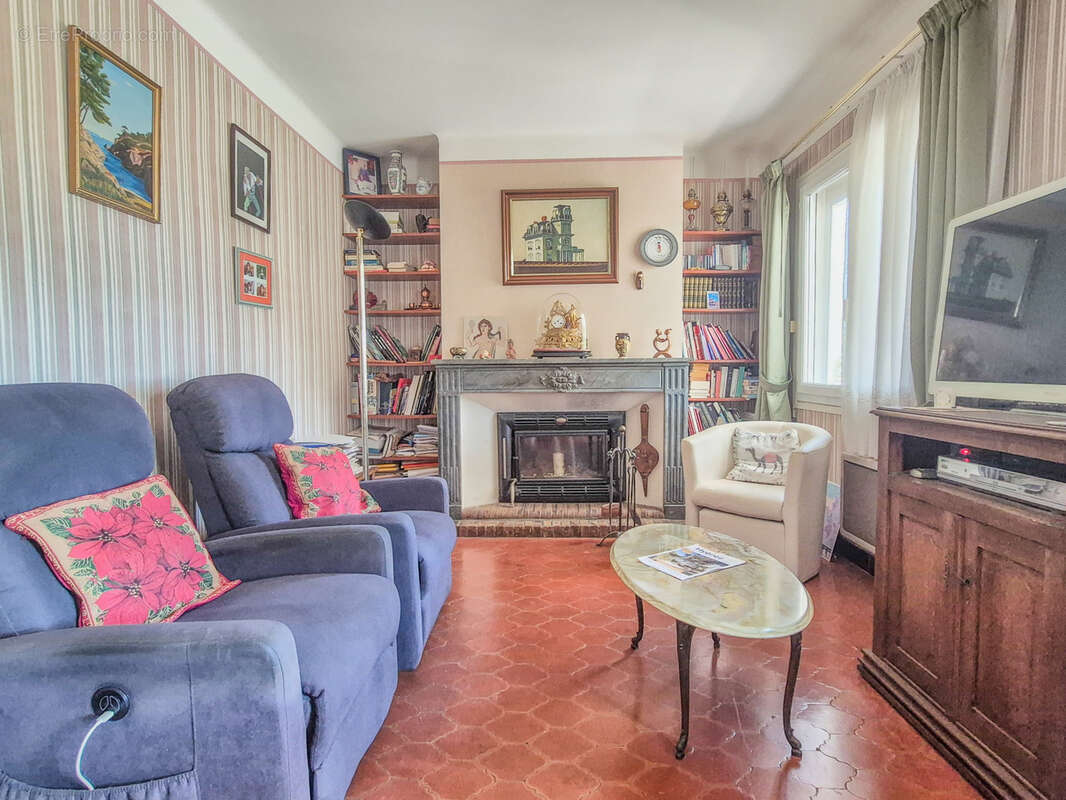 Maison de 4 chambres avec jardin en bord de mer - L'Ayguade - Hyères - photo 9