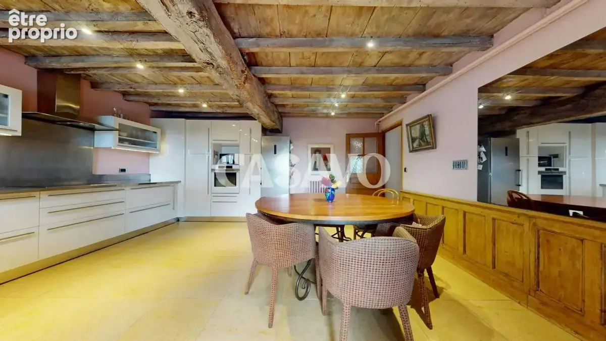 Vente Maison 9 pièces de 312m² - 01390 Civrieux - photo 16