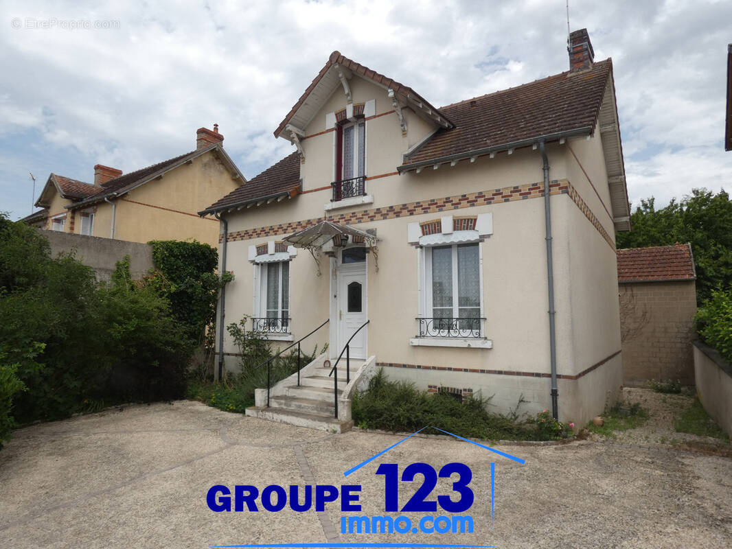 Maison à MIGENNES