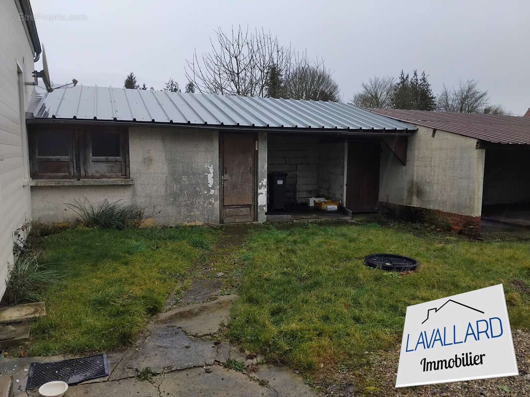 Maison 93 m² à Warloy-Baillon  - photo 4