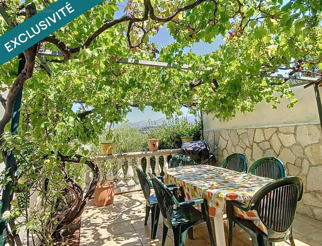 Photo 1 - Maison à MARSEILLE-11E